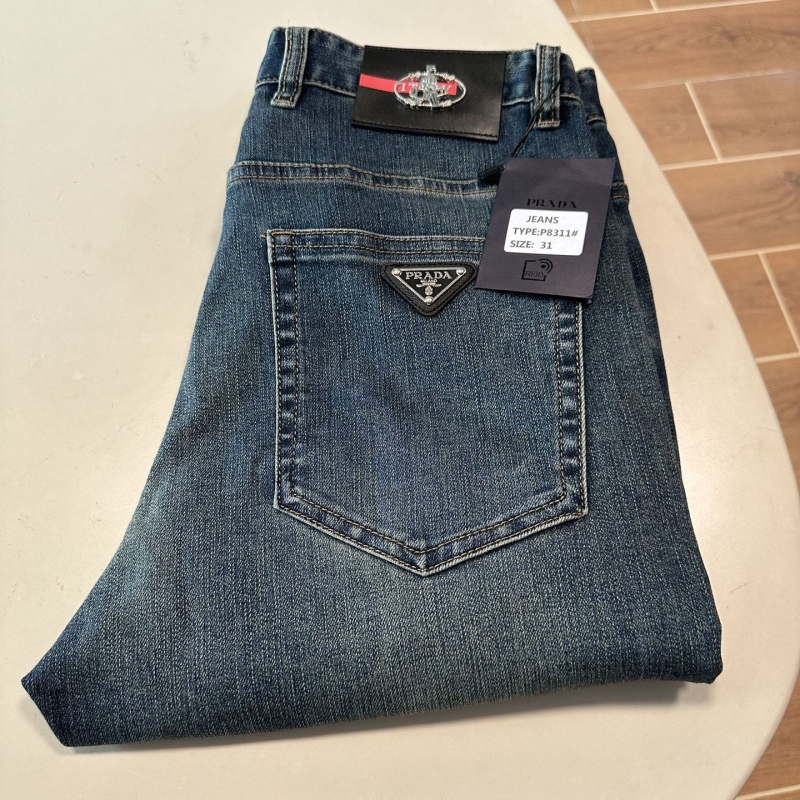 Pra*a jeans